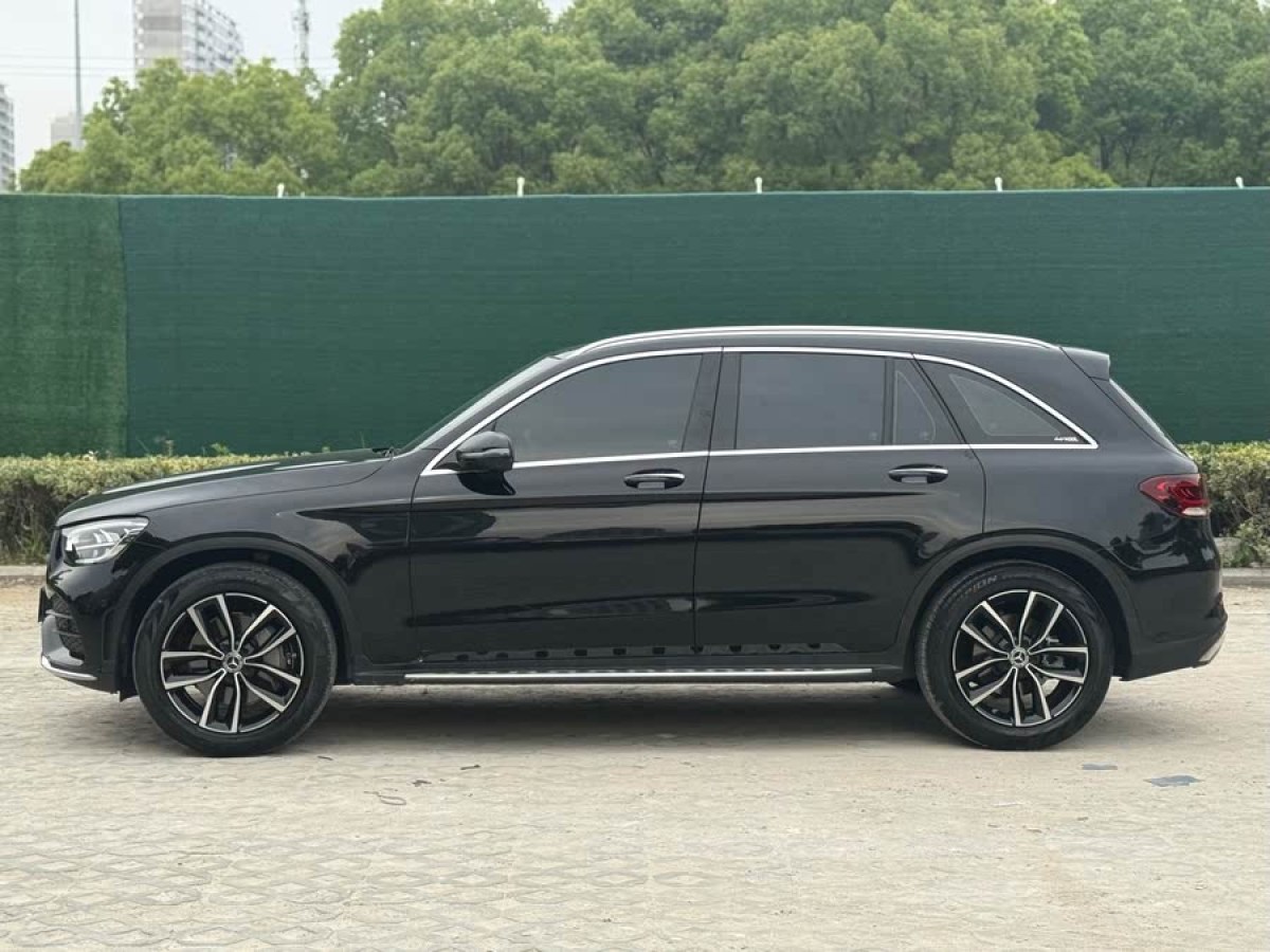 奔馳 奔馳GLC  2018款 改款 GLC 300 4MATIC 動(dòng)感型圖片