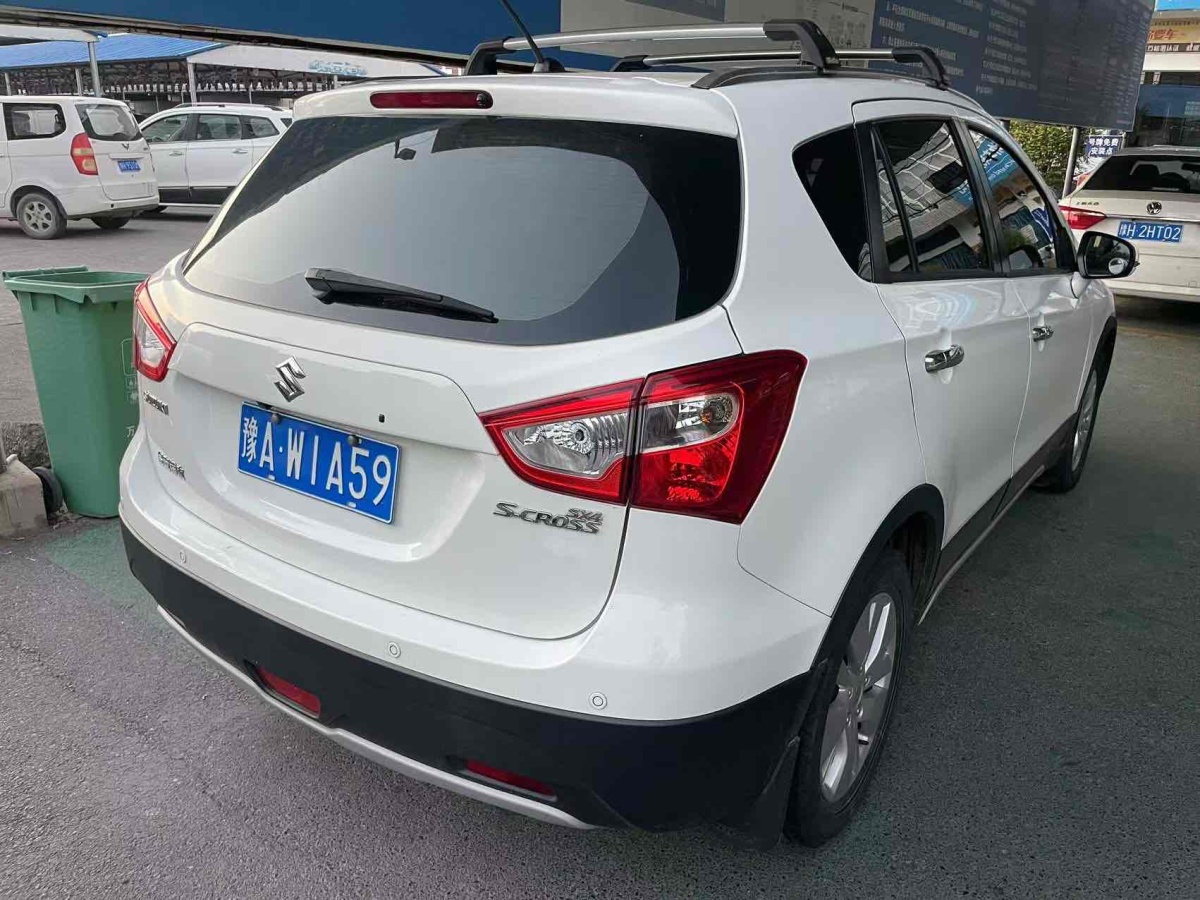 铃木 锋驭  2014款 1.6L CVT两驱精英型图片