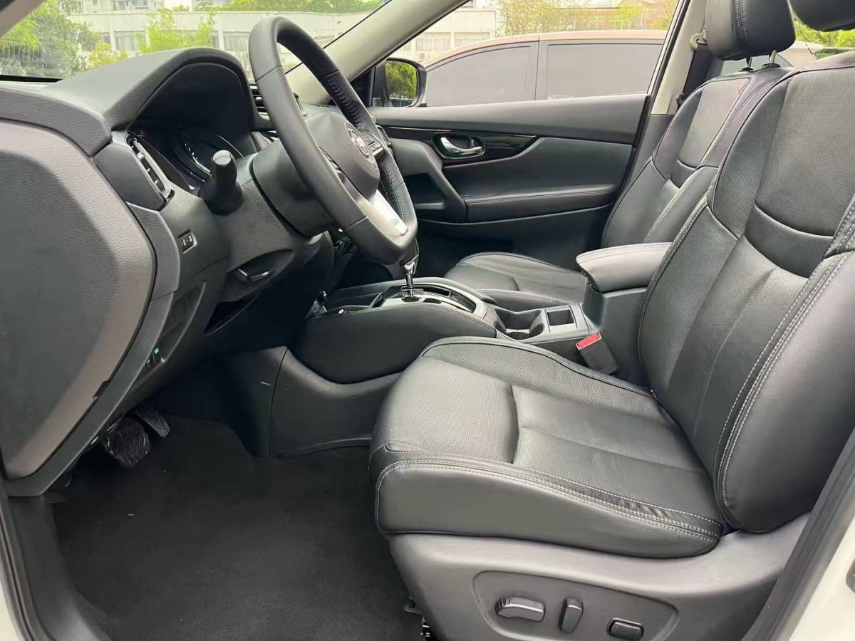 日產(chǎn) 奇駿  2021款 2.0L CVT 2WD XL ITS舒適紀(jì)念版圖片
