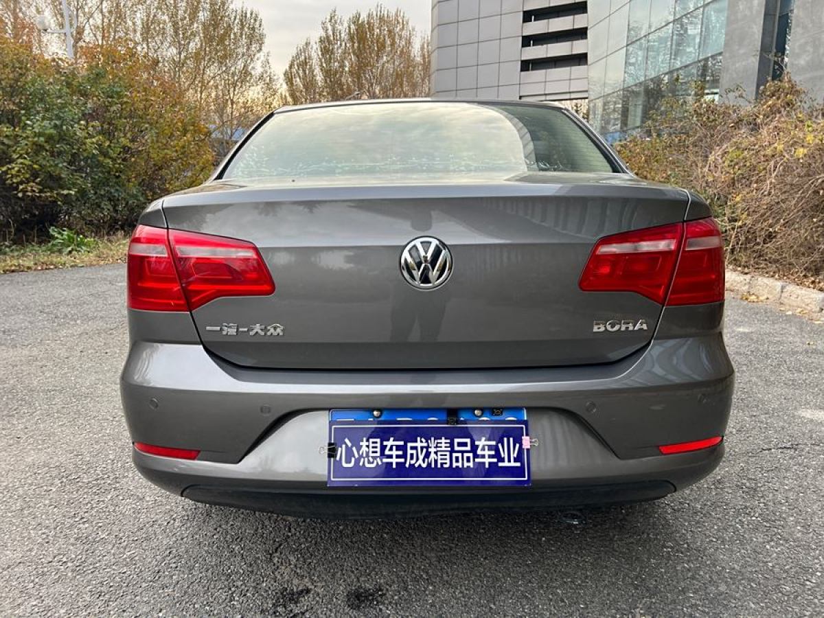 大眾 寶來  2014款 1.6L 手動(dòng)舒適型圖片