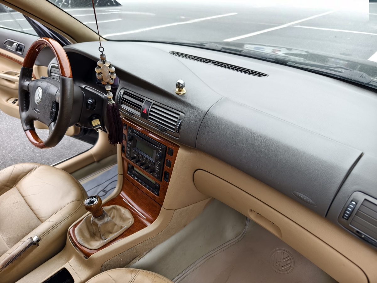 大眾 Passat領(lǐng)馭  2007款 1.8T 手動(dòng)豪華型圖片