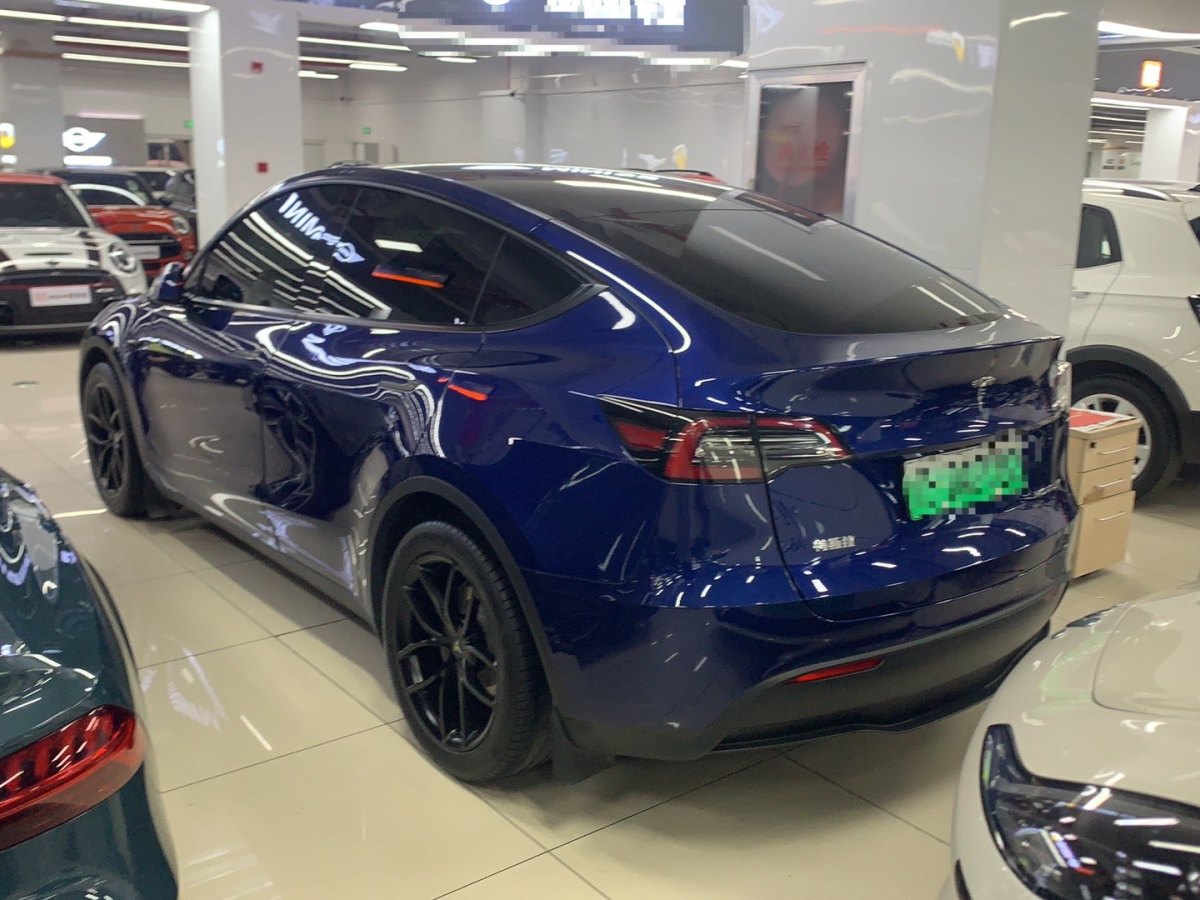 特斯拉 Model 3  2021款 改款 標(biāo)準(zhǔn)續(xù)航后驅(qū)升級(jí)版圖片