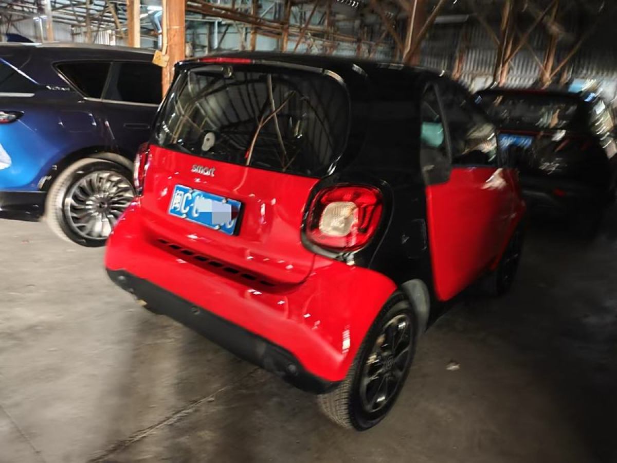 smart fortwo  2015款 1.0L 52千瓦硬頂激情版圖片