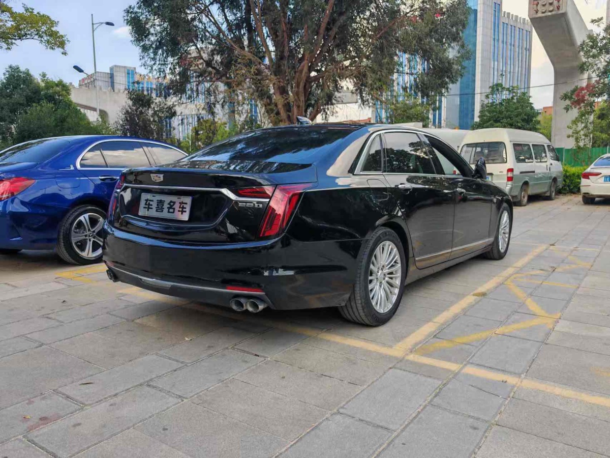 凱迪拉克 CT6  2017款 28T 豪華型圖片