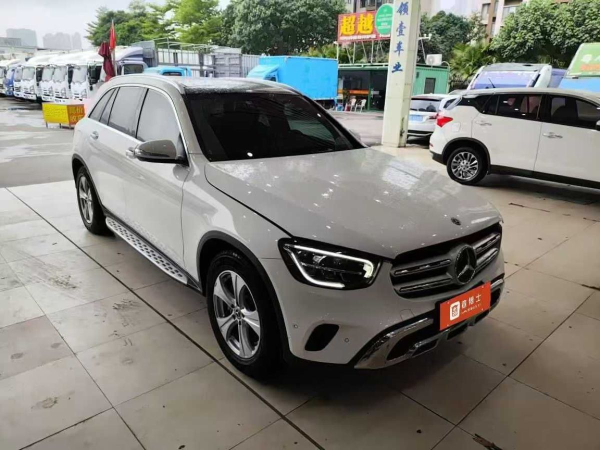 奔馳 奔馳GLE  2020款  GLE 350 4MATIC 時(shí)尚型圖片