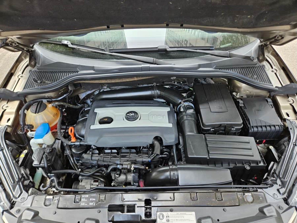 斯柯達 Yeti  2014款 1.8TSI DSG野驅(qū)版圖片