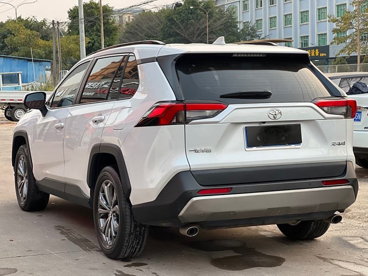 豐田 RAV4榮放  2023款 2.0L CVT兩驅(qū)風(fēng)尚Plus版圖片