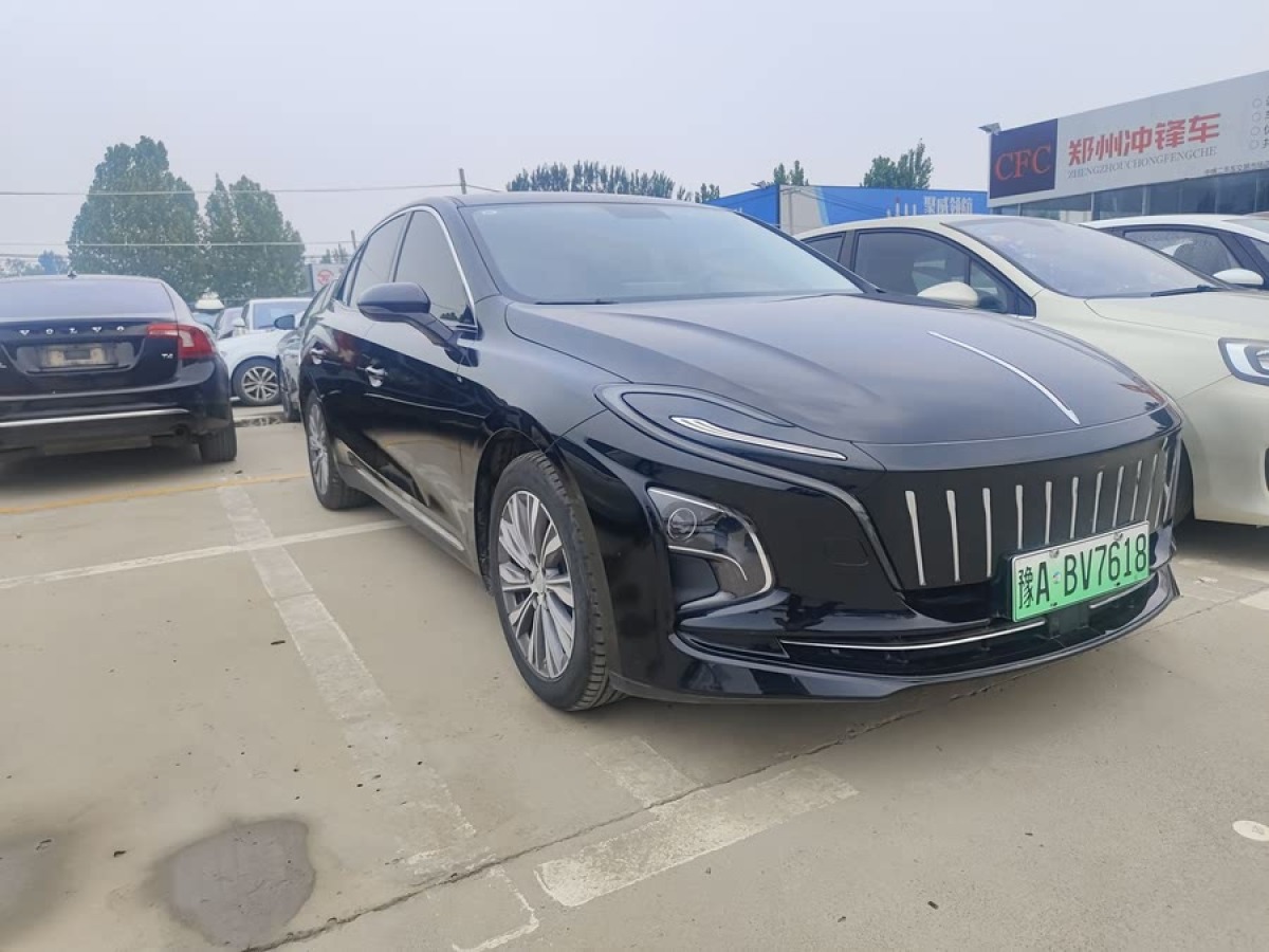 紅旗 紅旗E-QM5  2022款 431km 充電樂享版圖片