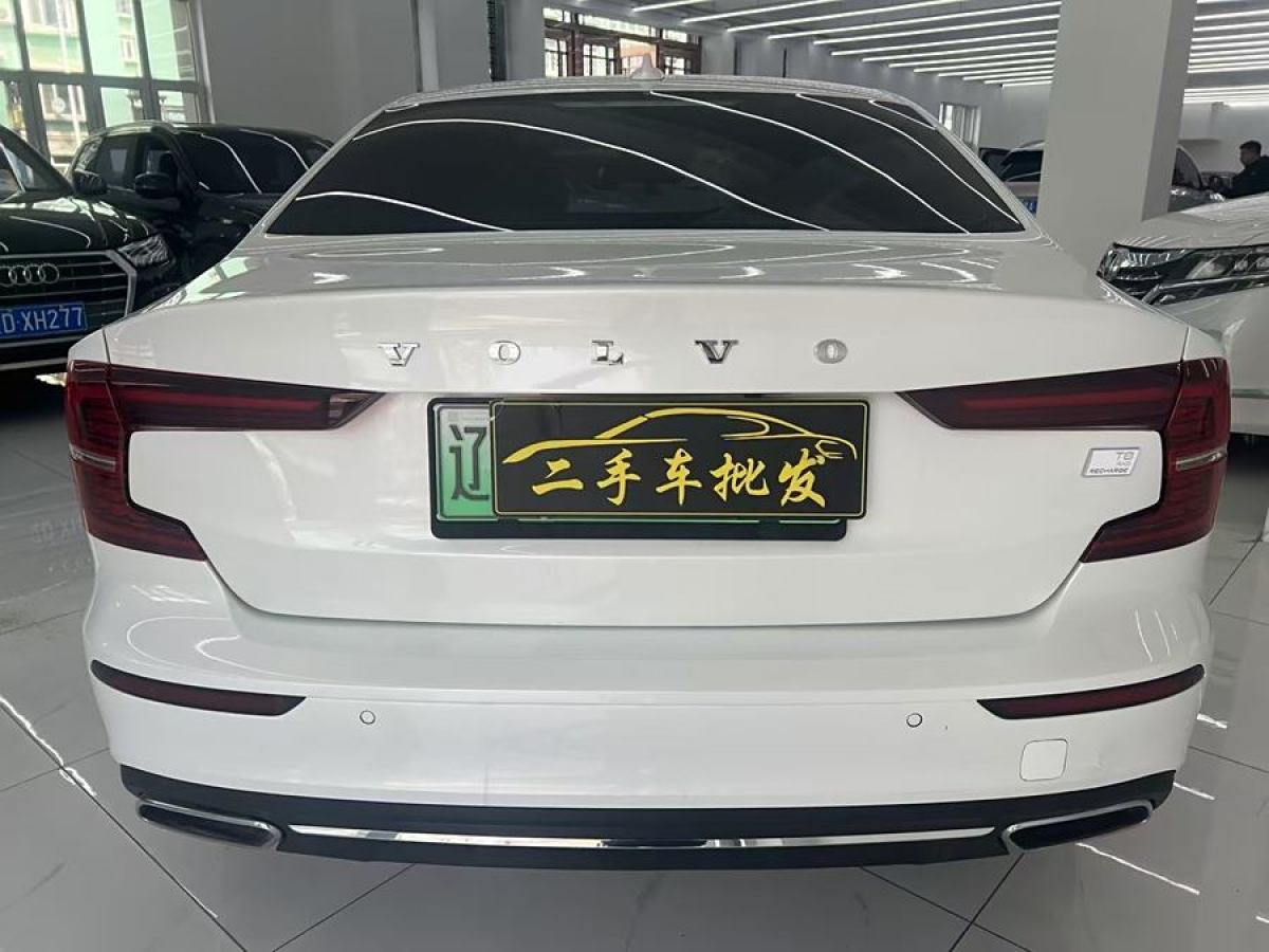 沃爾沃 XC60新能源  2022款 改款 T8 插電混動 四驅(qū)智遠豪華版圖片