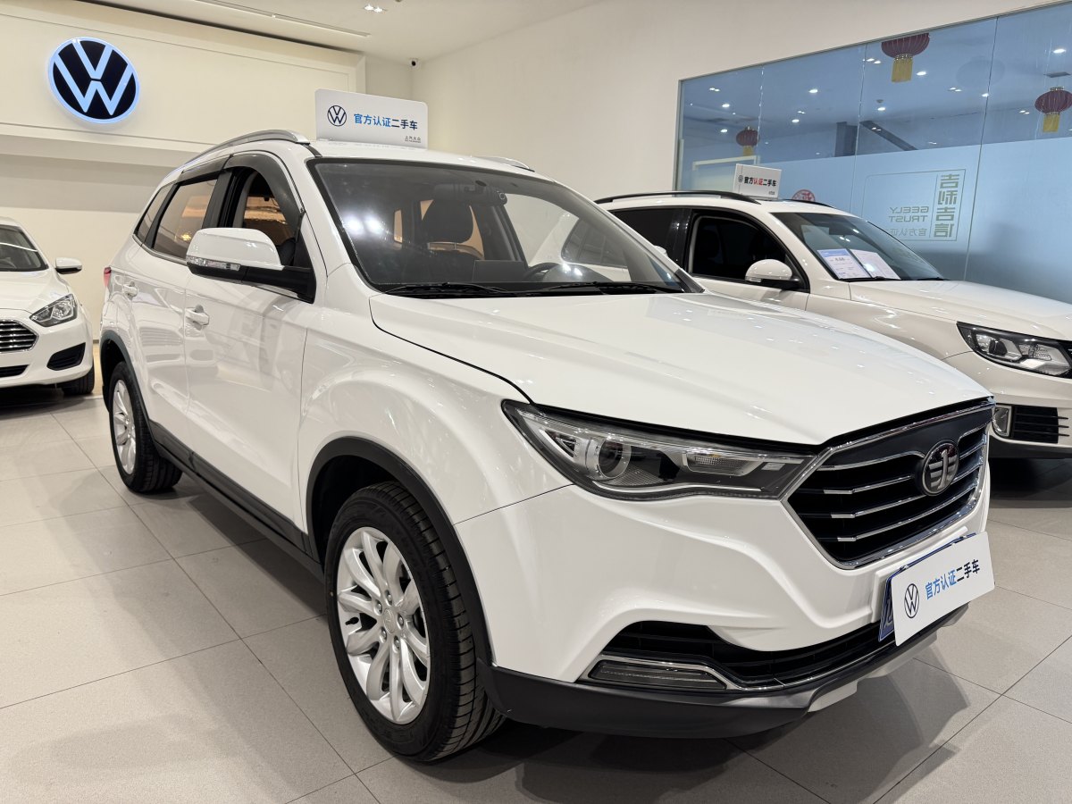 奔騰 X40  2017款 1.6L 手動舒適型圖片