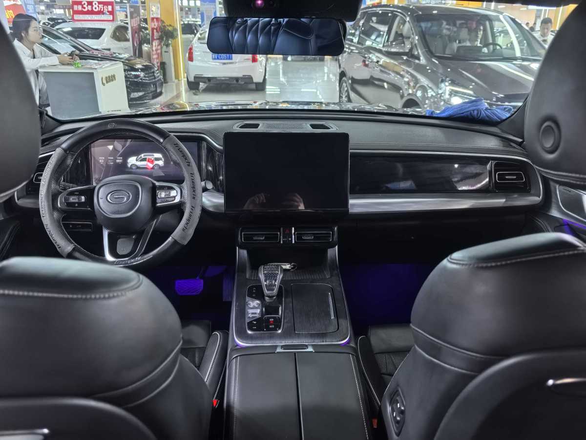 廣汽傳祺 GS8  2022款 領(lǐng)航系列 2.0TGDI 兩驅(qū)尊貴版（六座）圖片