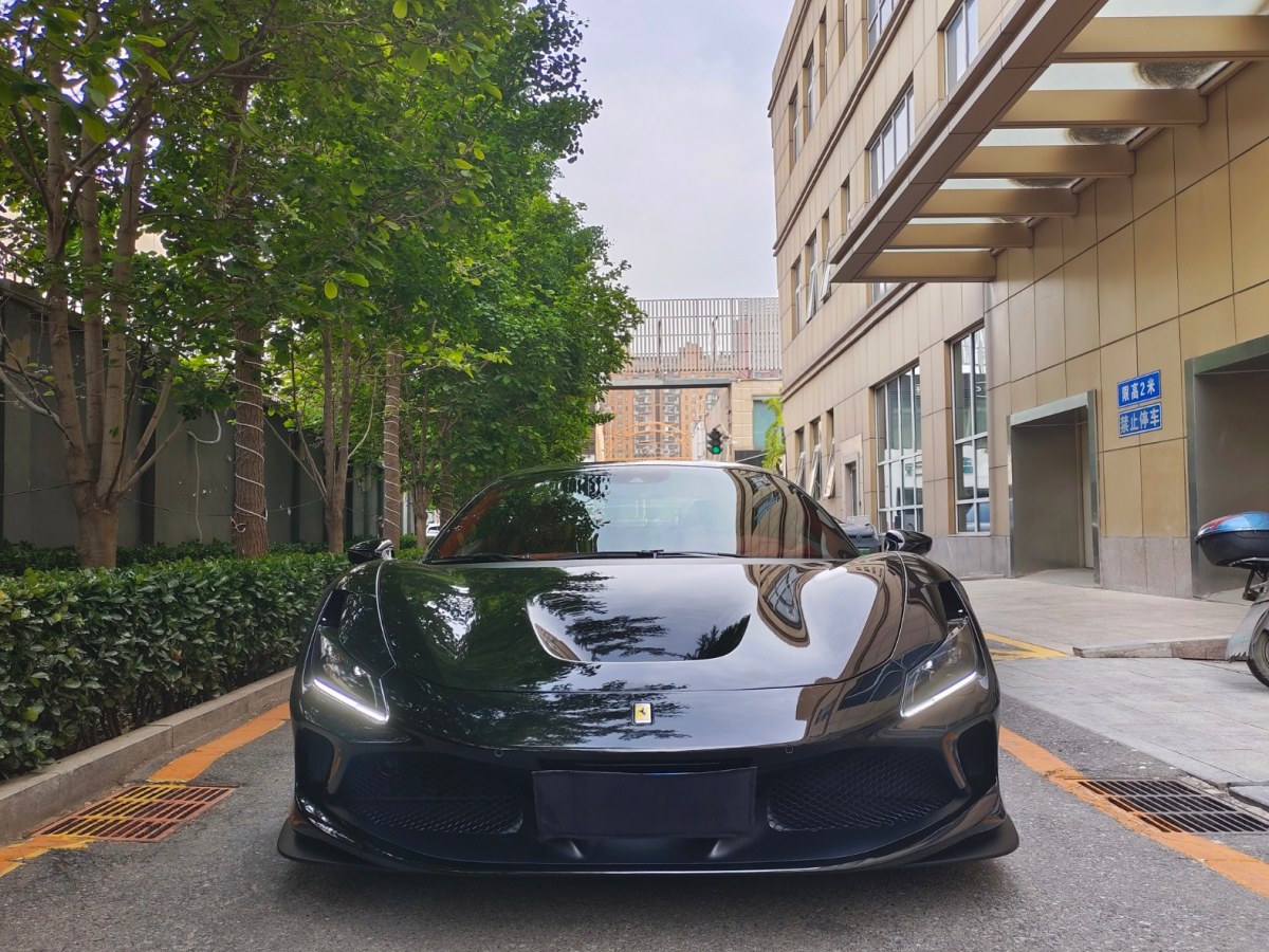 法拉利 F8 Tributo  2019款  3.9T V8圖片