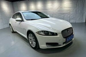 XF 捷豹 XF 2.0T 奢華版