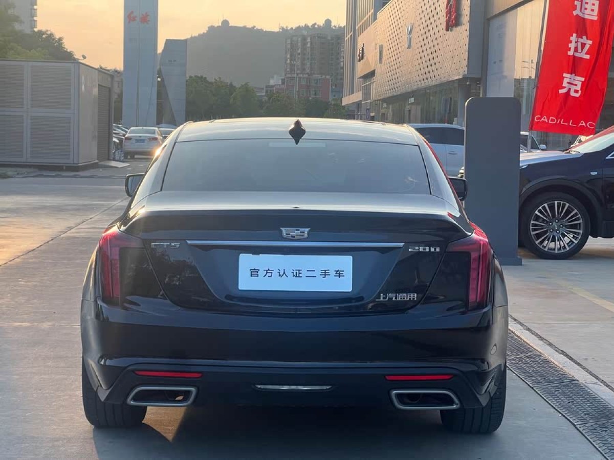 凱迪拉克 CT5  2023款 28T 豪華型（標(biāo)準(zhǔn)版）圖片