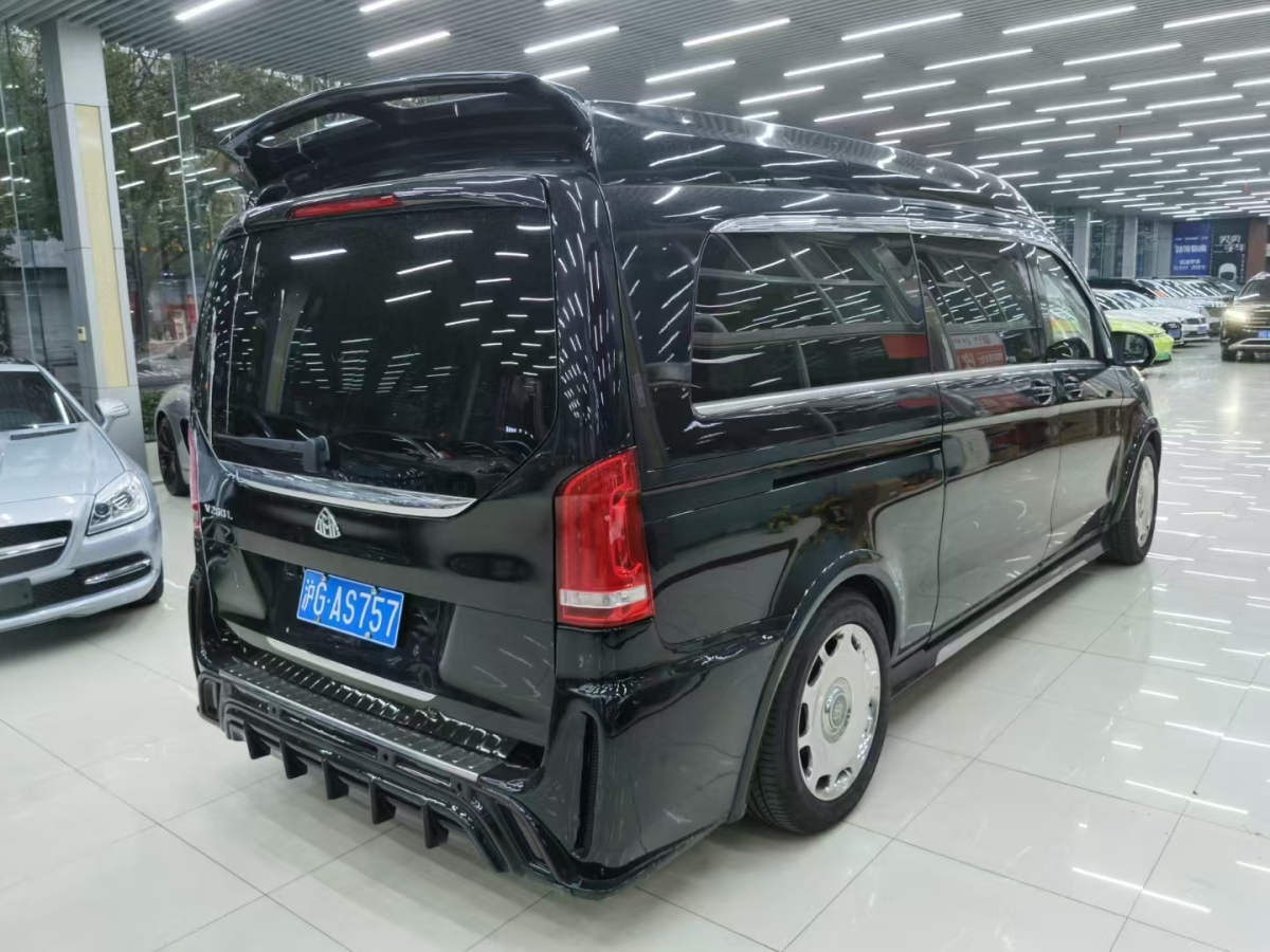 奔馳 V級  2020款 V 260 L 長軸距豪華版圖片
