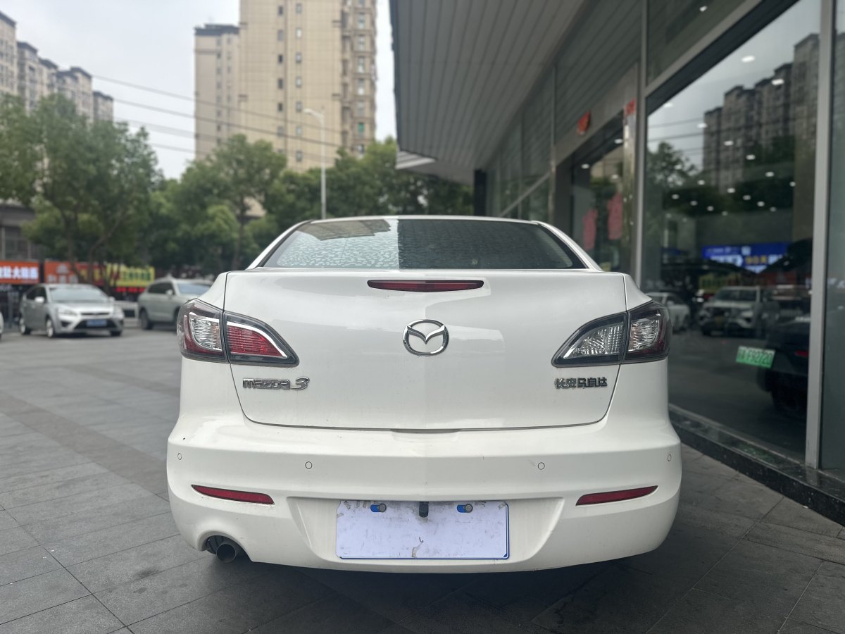 馬自達(dá) 馬自達(dá)3星騁  2015款 三廂 1.6L 自動(dòng)舒適型圖片