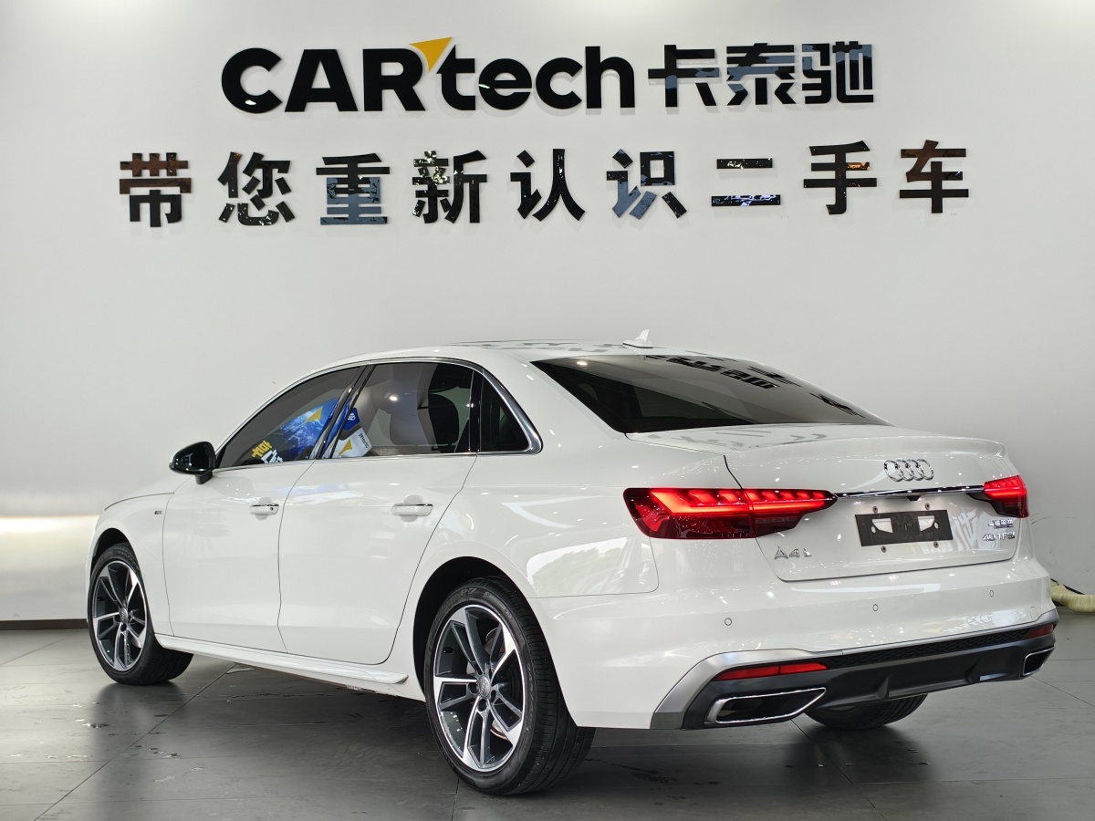 奧迪 奧迪A4L  2022款 40 TFSI 時尚動感型圖片