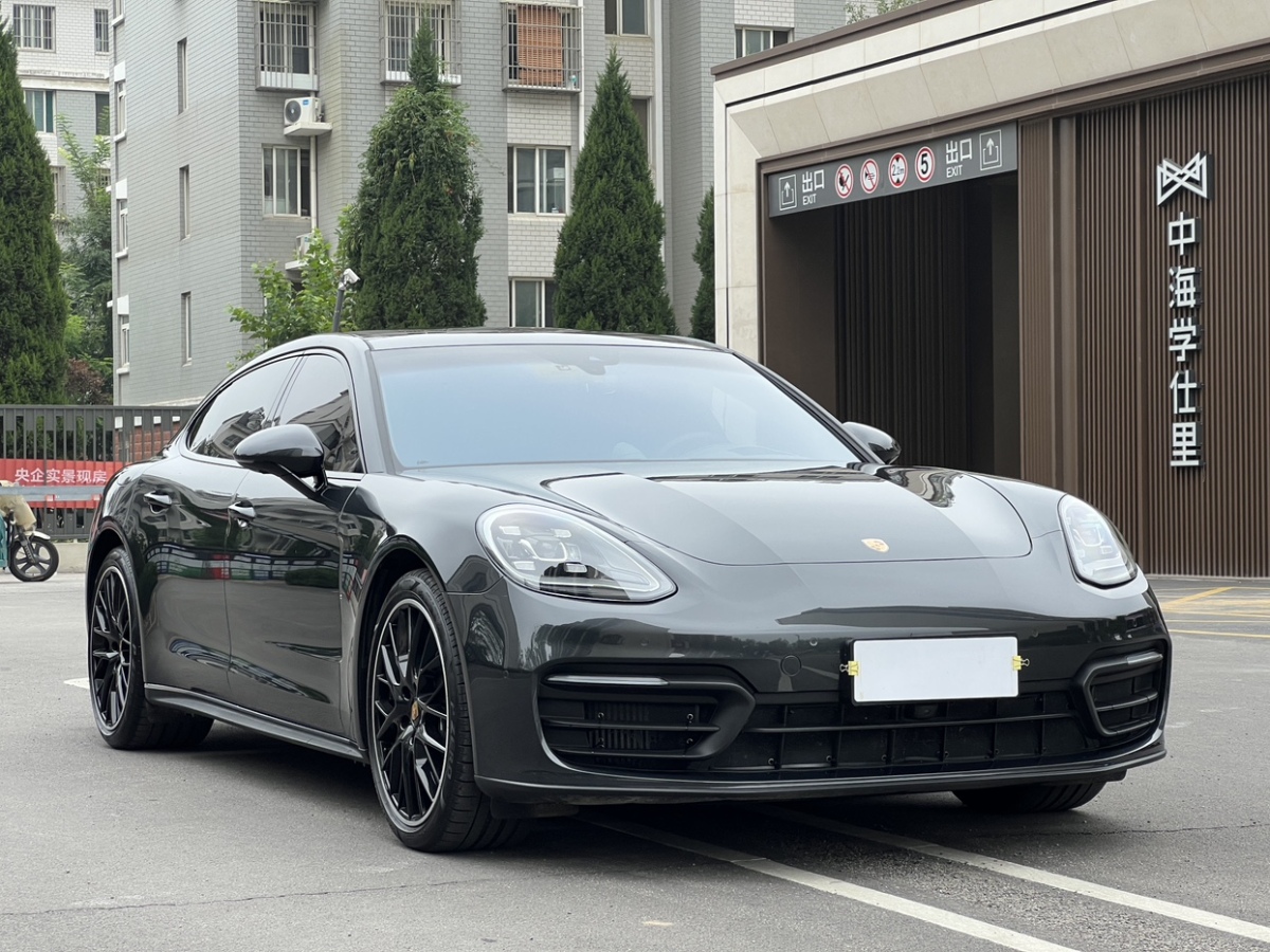 保時(shí)捷 Panamera  2023款 改款 Panamera 行政加長鉑金版 2.9T圖片