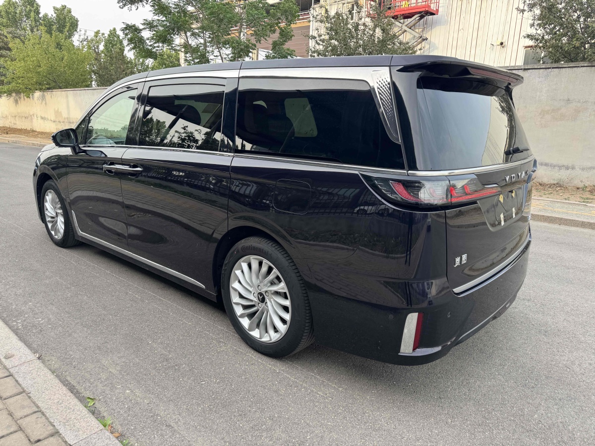 2024年6月嵐圖 夢想家  2024款 PHEV 超長續(xù)航尊貴版