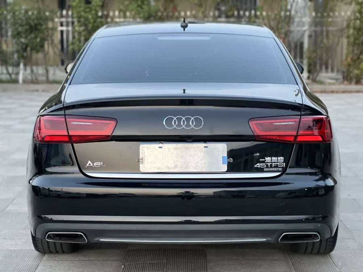 奧迪 奧迪A4L  2018款 30周年年型 45 TFSI quattro 運動型圖片