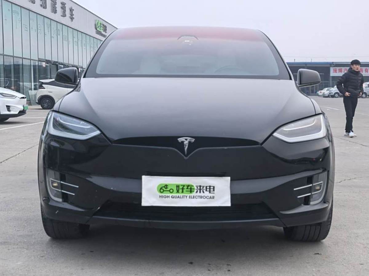 特斯拉 Model X  2016款 Model X 90D圖片