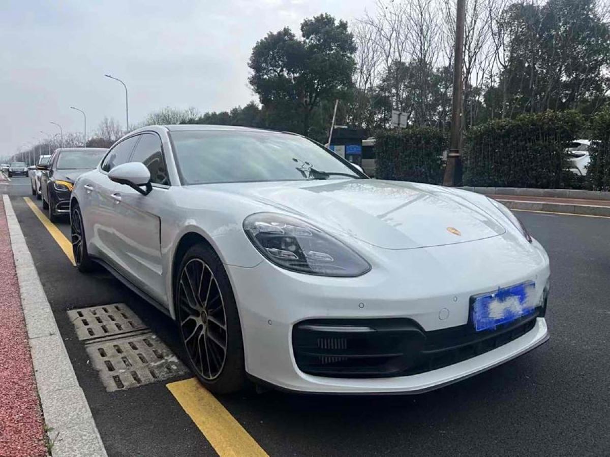 保時(shí)捷 Panamera  2023款 Panamera 行政加長(zhǎng)版 2.9T圖片