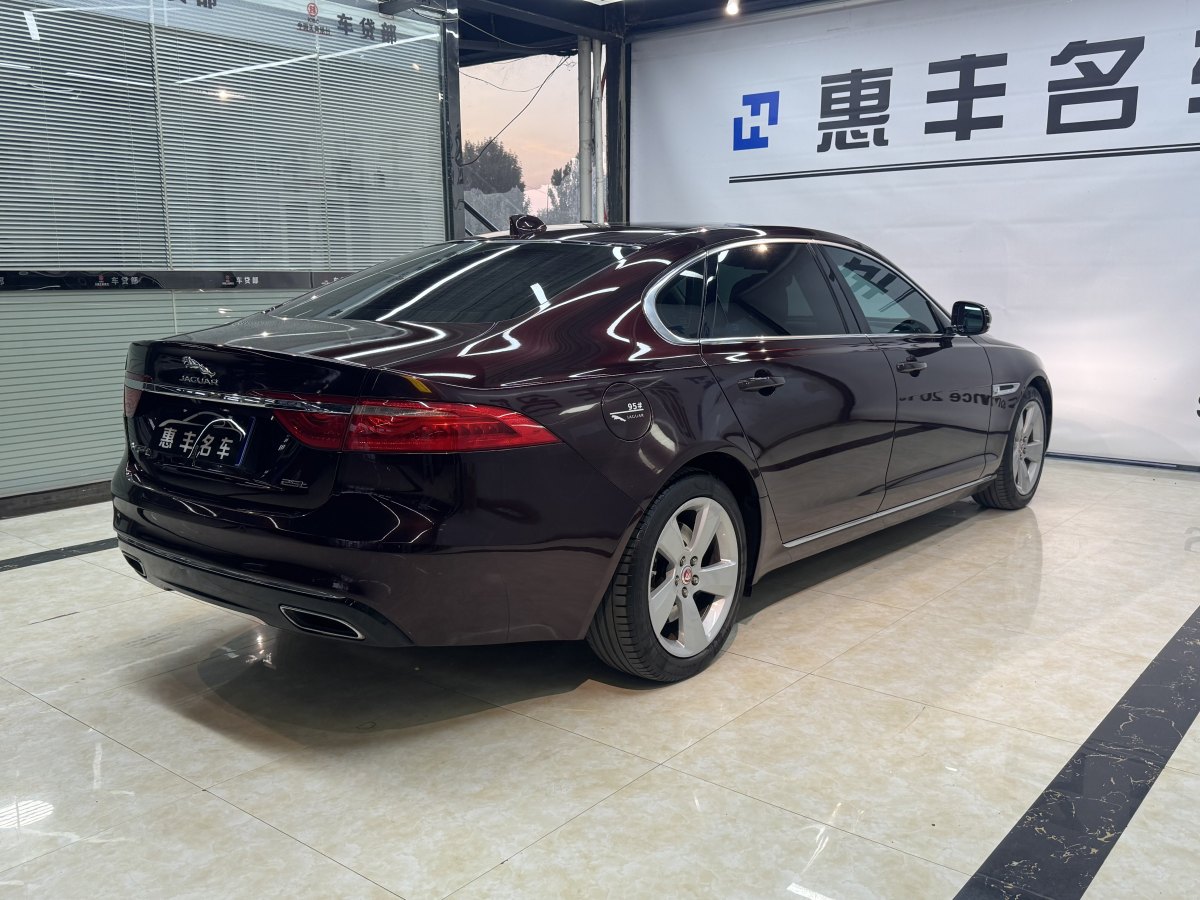 捷豹 XFL  2018款 XFL 2.0T 200PS 精英版圖片