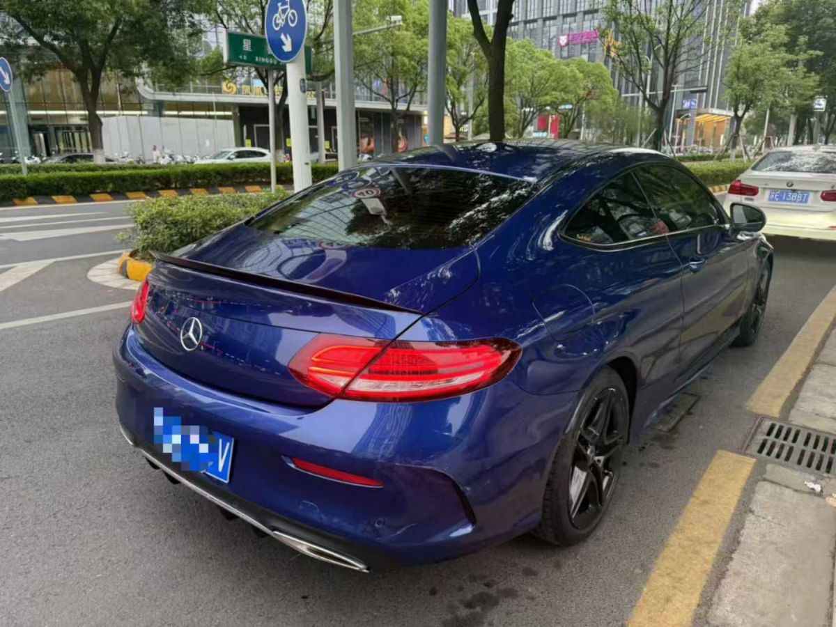 奔馳 奔馳C級  2020款 C 300 轎跑車圖片