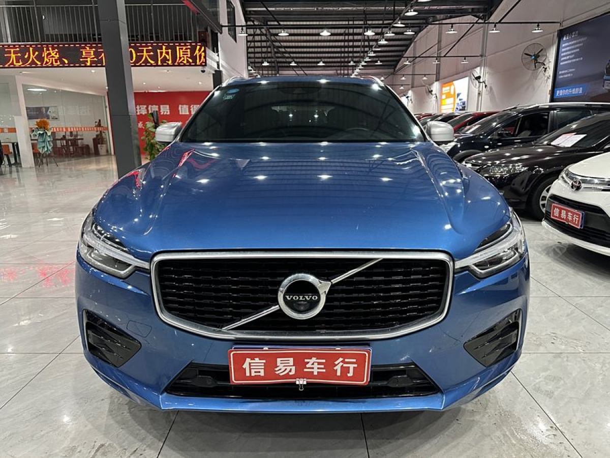 沃爾沃 XC60  2019款 T5 四驅(qū)智遠(yuǎn)運(yùn)動(dòng)版 國(guó)VI圖片