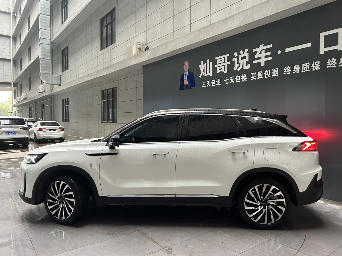 北汽紳寶 BEIJING-X7  2023款 1.5TD DCT尊享+版圖片