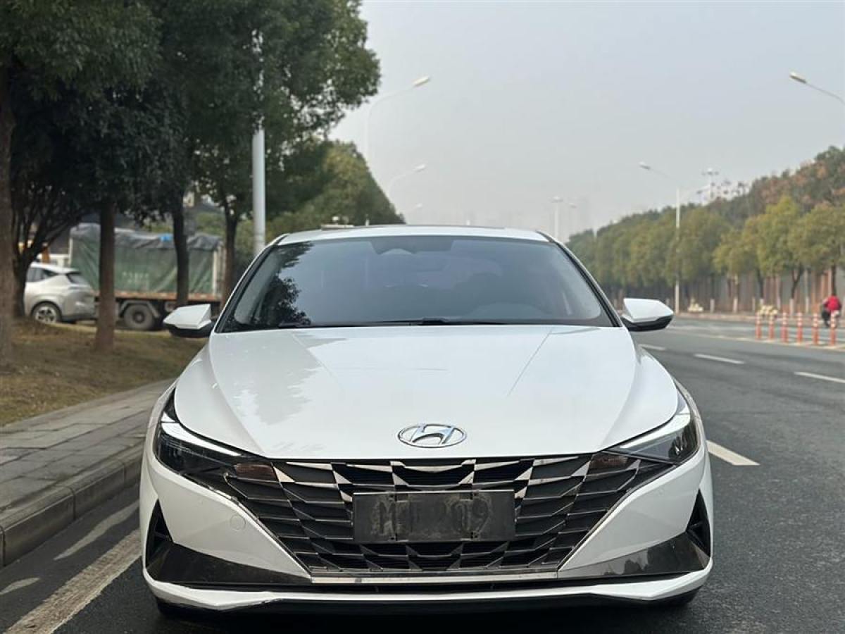 2020年11月現(xiàn)代 伊蘭特  2021款 1.5L GLS領(lǐng)先版