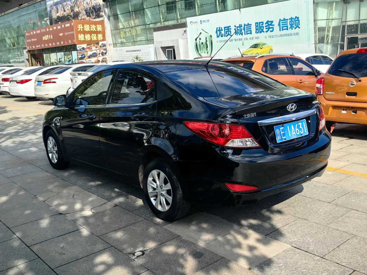 現(xiàn)代 瑞納  2010款 三廂 1.4L 手動(dòng)舒適型GS圖片