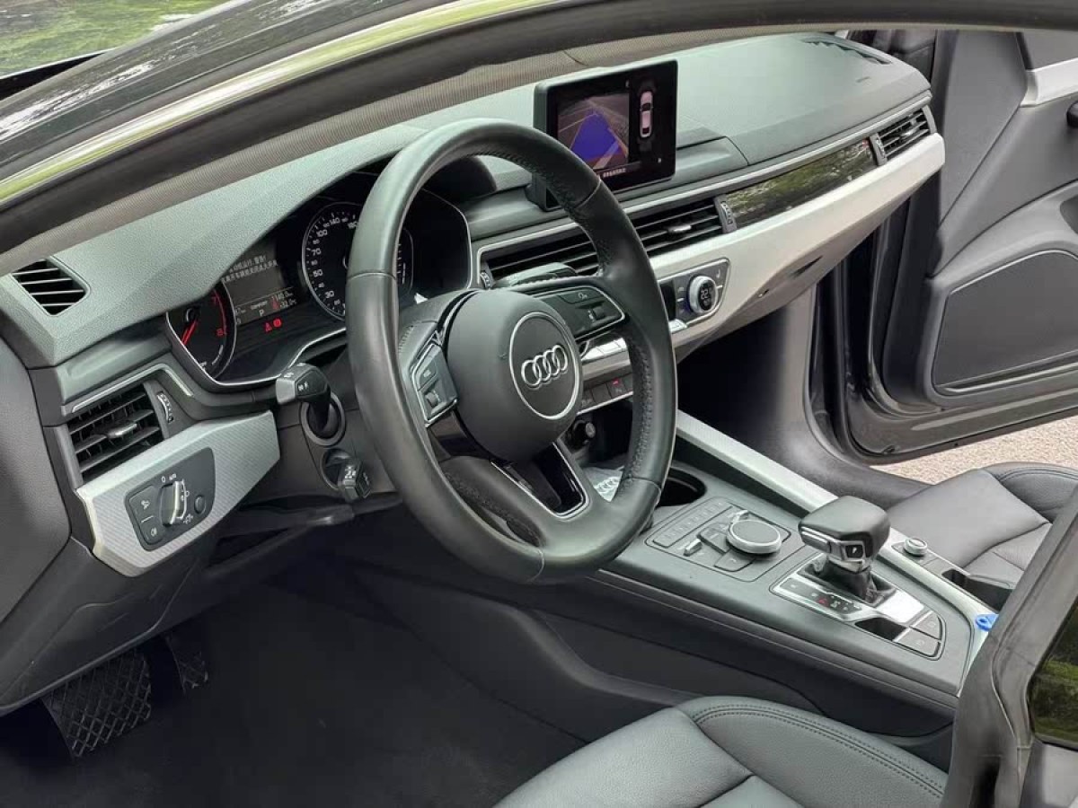 奧迪 奧迪A5  2019款 Sportback 40 TFSI 時(shí)尚型圖片