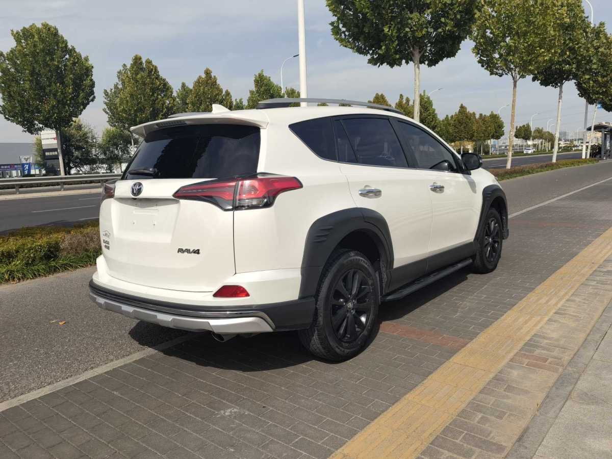 2019年10月豐田 RAV4  2018款 榮放 2.0L CVT兩驅(qū)風(fēng)尚版