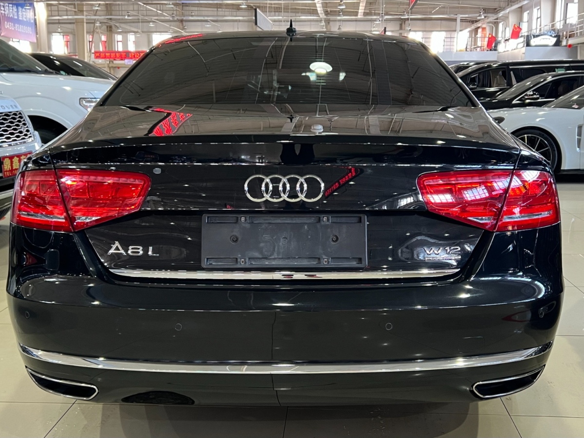 奧迪 奧迪A8  2014款 A8L 45 TFSI quattro豪華型圖片