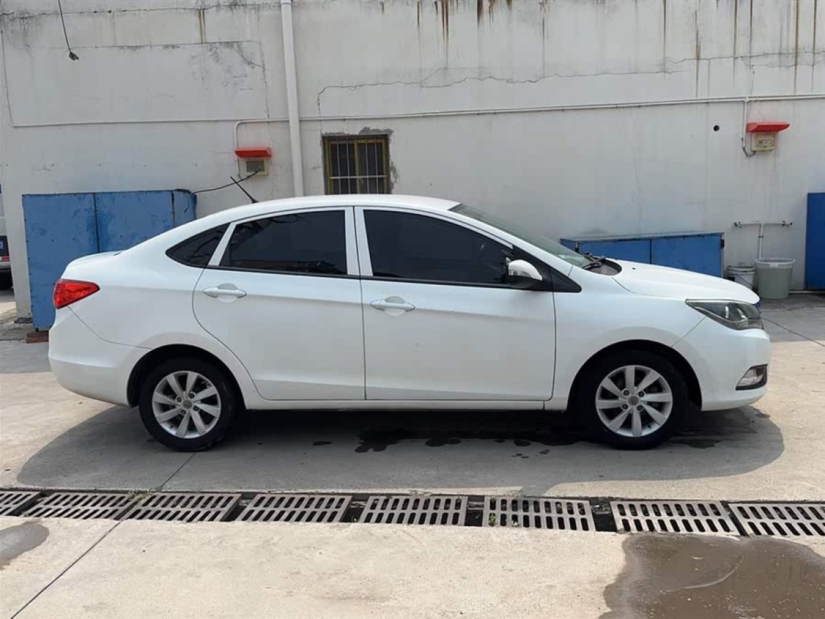 海馬 M3  2013款 1.5L 手動標準型圖片