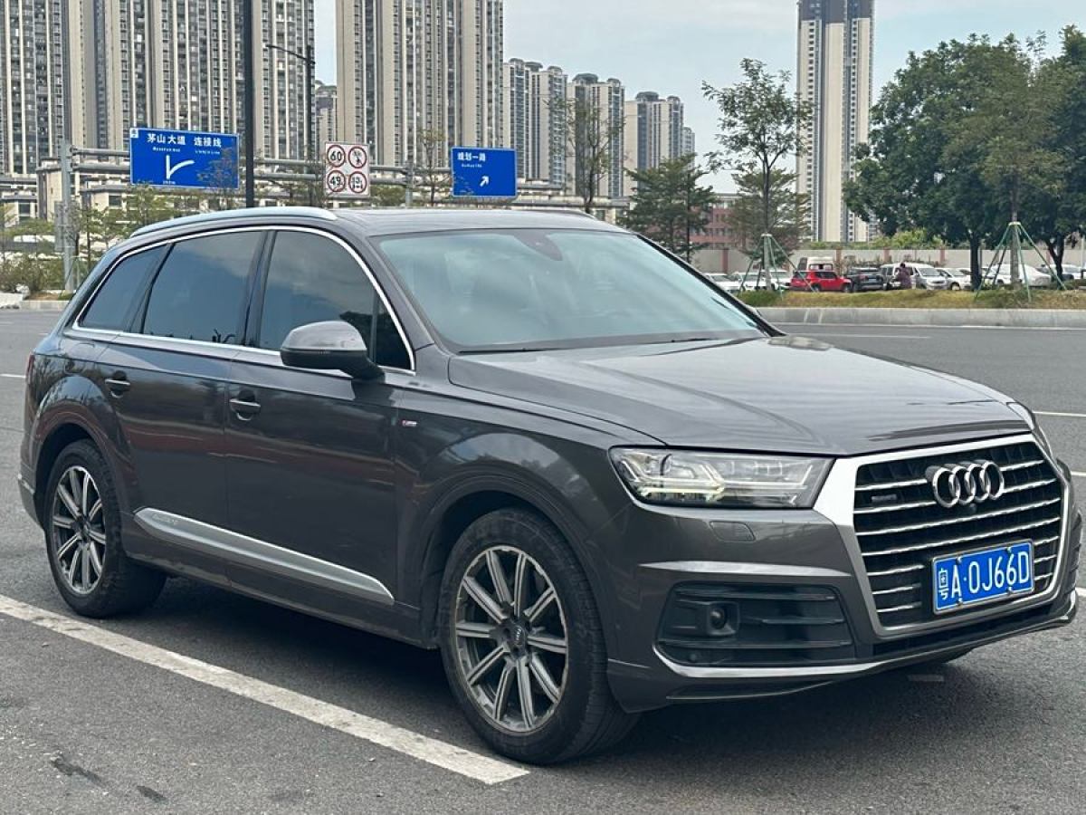 奧迪 奧迪Q7  2019款 55 TFSI 尊貴型圖片