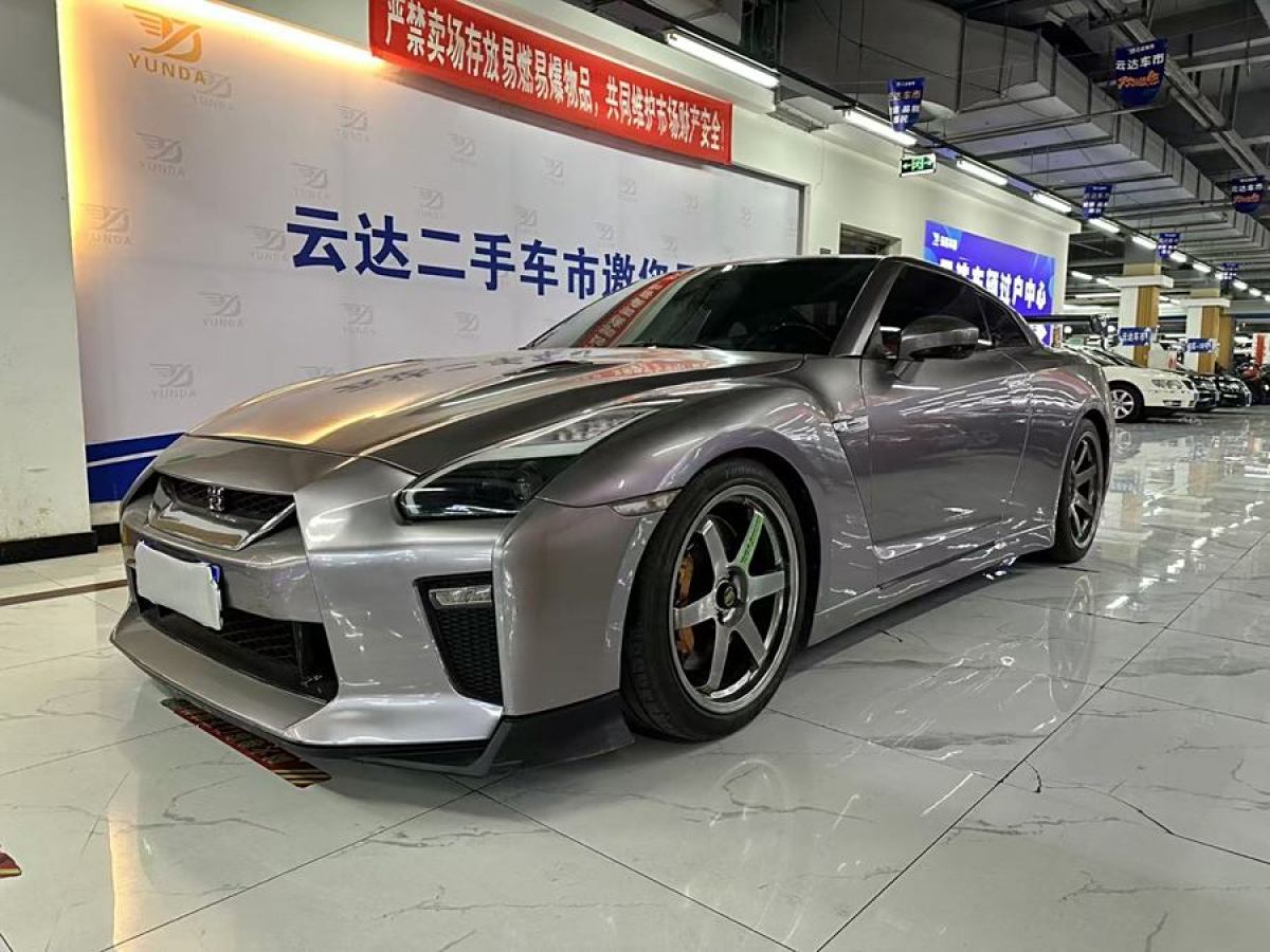 日產(chǎn) GT-R  2010款 3.8T Premium Edition圖片