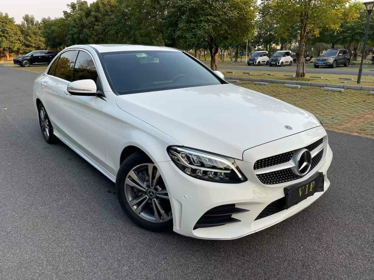 奔馳 奔馳GLE  2020款  GLE 350 4MATIC 時尚型圖片