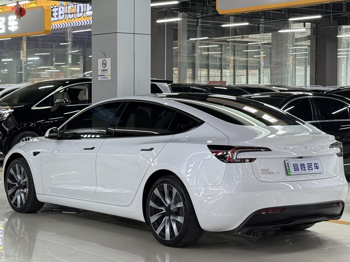 2024年4月特斯拉 Model 3  2023款 煥新版 后輪驅(qū)動(dòng)
