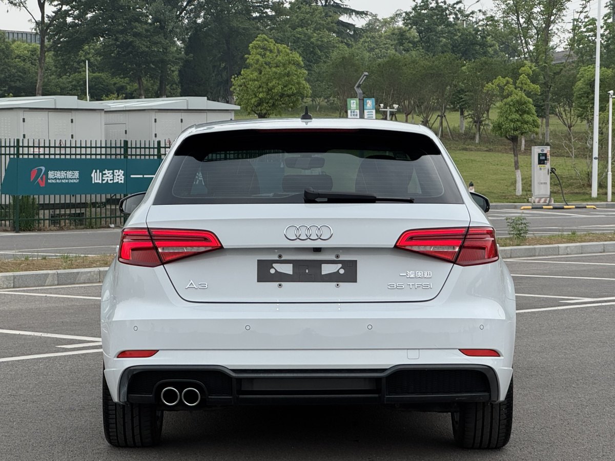 奧迪 奧迪A3  2019款 Sportback 35 TFSI 時(shí)尚型 國(guó)VI圖片
