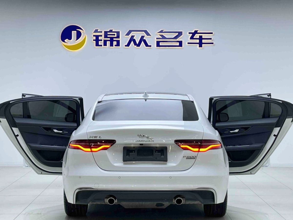 捷豹 XEL  2020款 2.0T 200PS S進(jìn)取優(yōu)雅版圖片