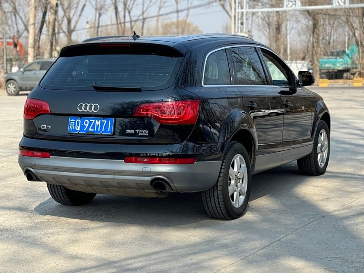 2013年10月奧迪 奧迪Q7  2014款 35 TFSI 運動型