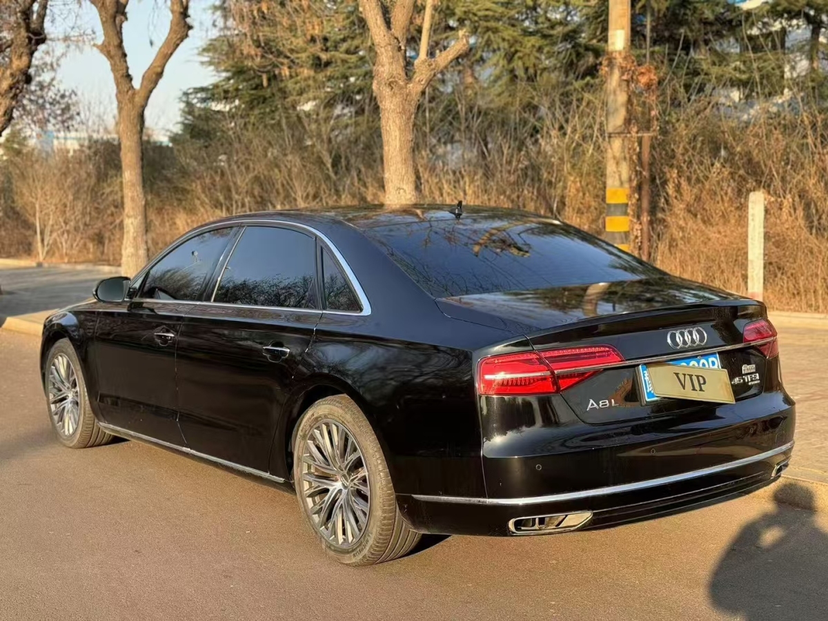 奧迪 奧迪A8  2014款 A8L 45 TFSI quattro豪華型圖片