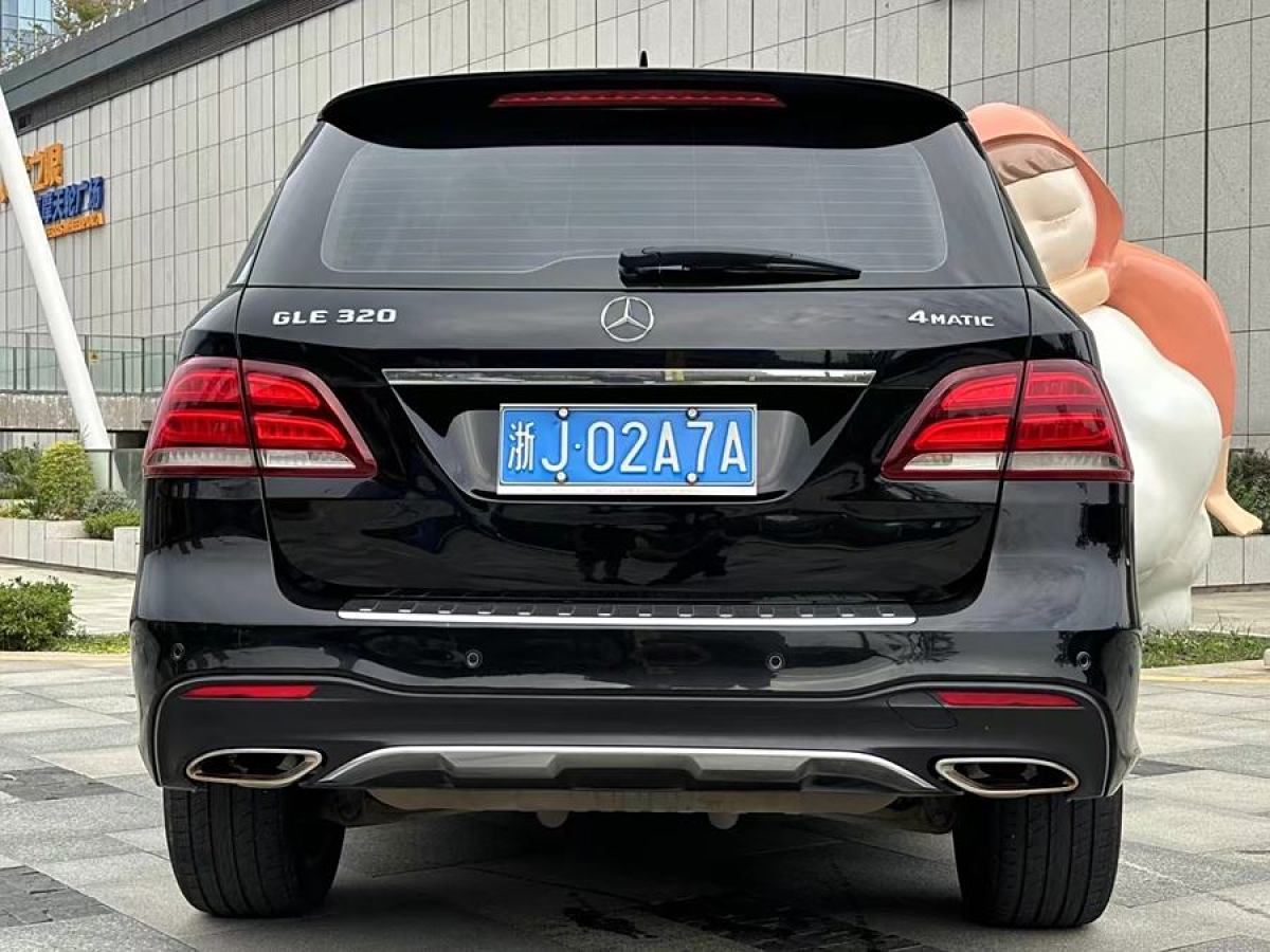 奔馳 奔馳GLE  2016款 GLE 320 4MATIC 豪華型圖片