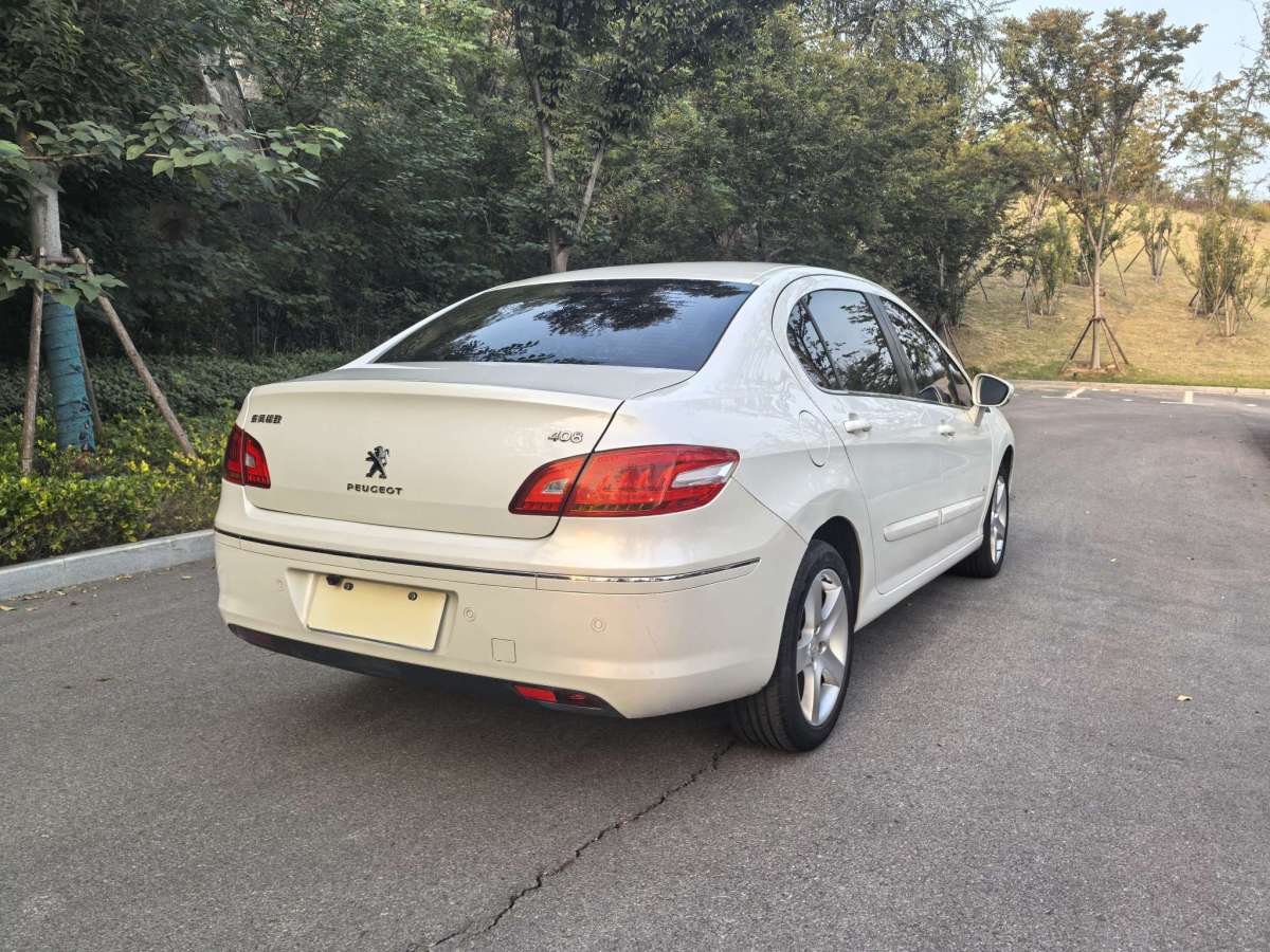 標(biāo)致 408  2013款 2.0L 車載互聯(lián)尊貴版圖片