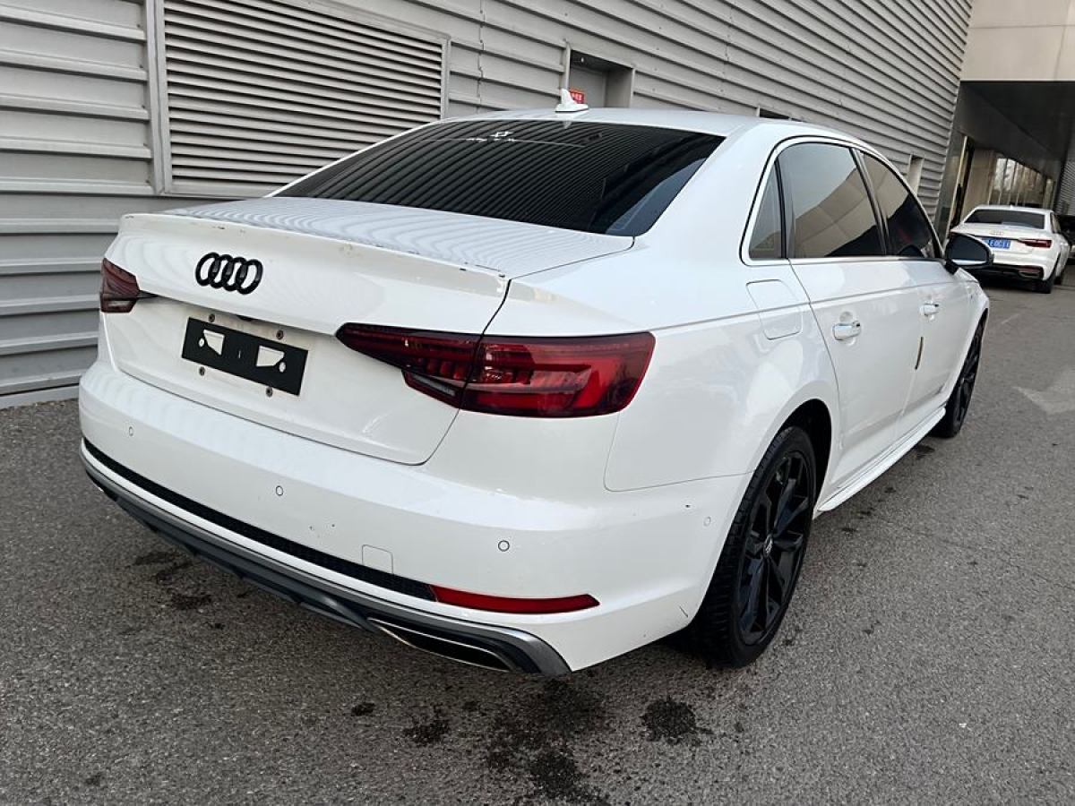 奧迪 奧迪A4L  2019款 40 TFSI 時(shí)尚型 國(guó)VI圖片