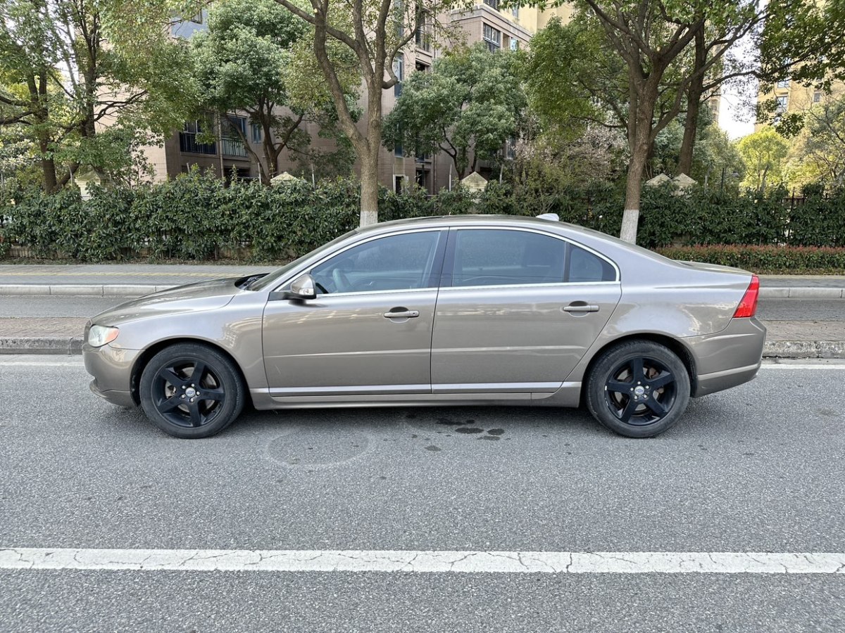 沃爾沃 S80L  2009款 2.5T 智尚版圖片