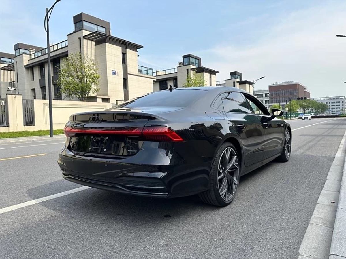 奧迪 奧迪A7L  2023款 45 TFSI quattro S-line 黑武士版圖片