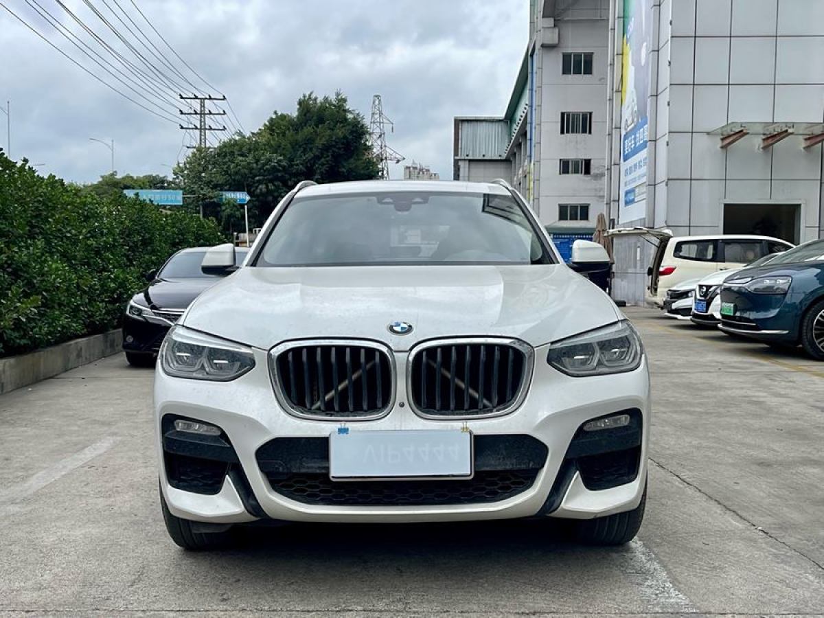 寶馬 寶馬X3  2018款 xDrive30i 領(lǐng)先型 M運(yùn)動(dòng)套裝 國(guó)V圖片